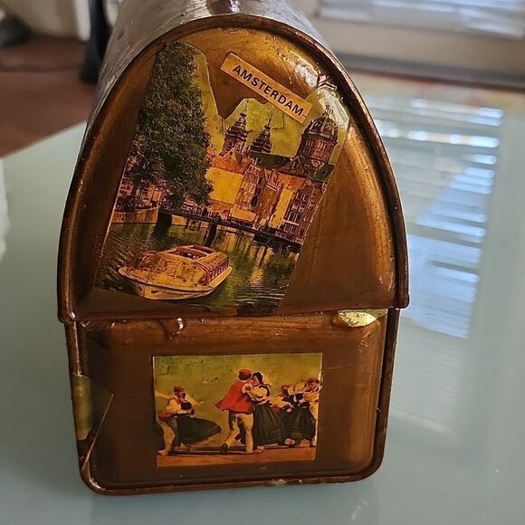 Vintage Avant Garde Pail Handbag - Picture 10 of 11